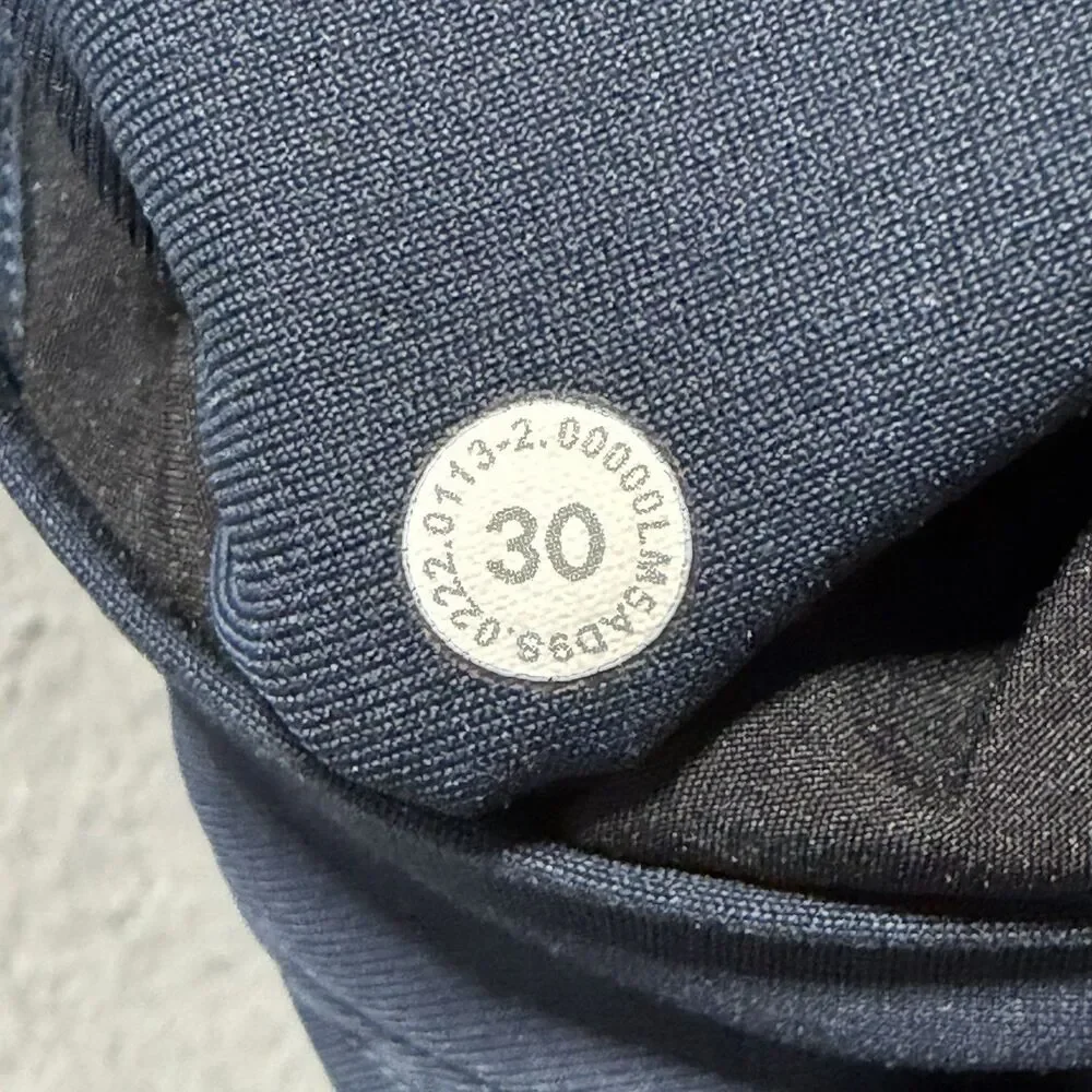 Lululemon Men's ABC Pant Sz 30 Navy Blue Slim Fit Warpstreme Athleisure Pockets